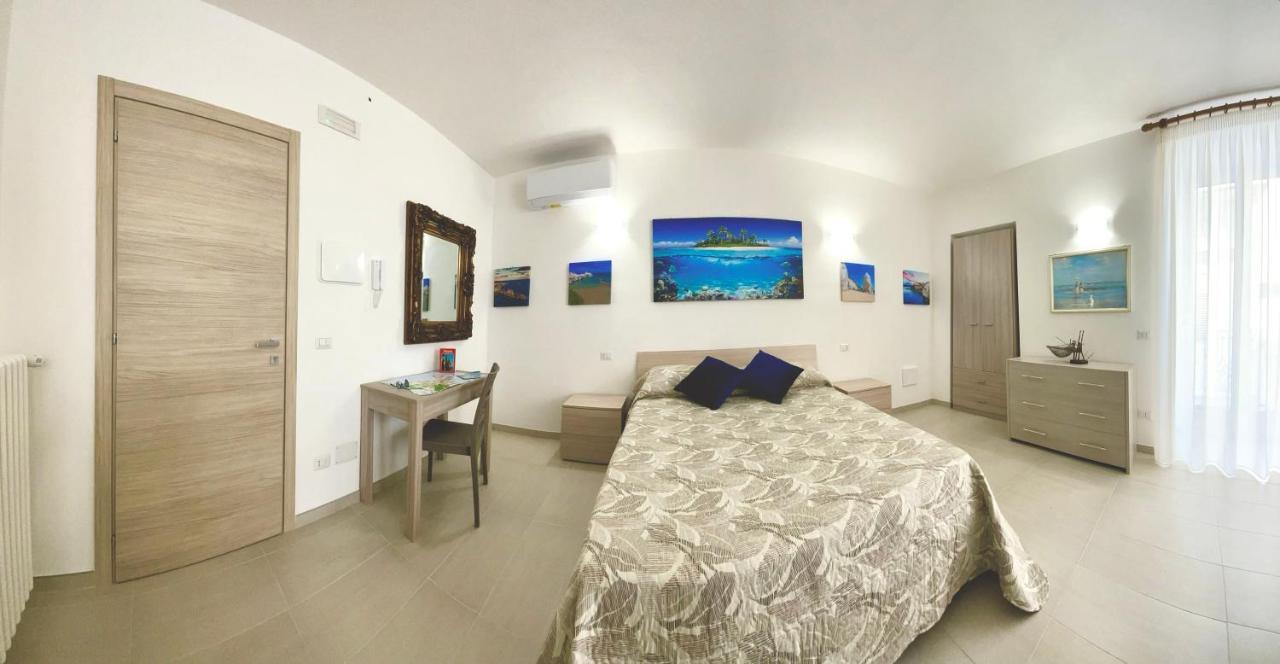 B&B Casa Desimio Vieste Esterno foto